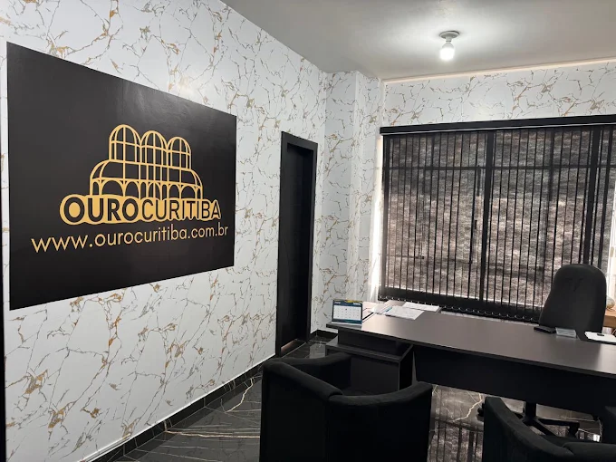 Sala de atendimento da Ouro Curitiba